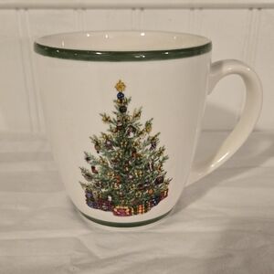 Traditions Christmas Tree Mug - 12 oz